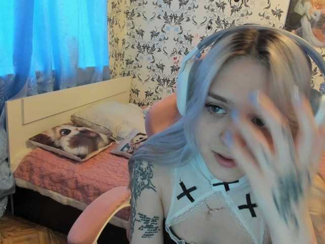 AriaArina live cam on BongaCams