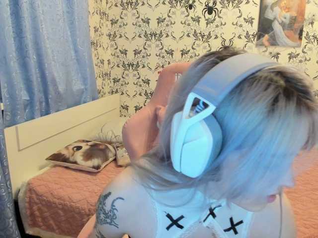 AriaArina live cam on BongaCams