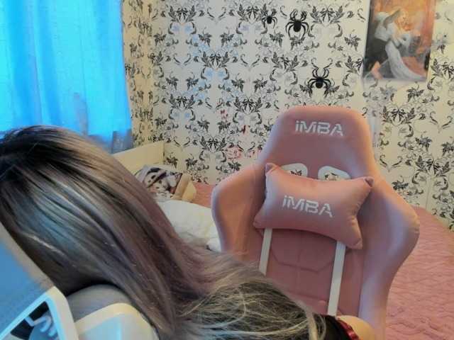 AriaArina live cam on BongaCams