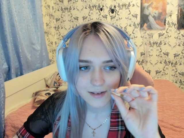 AriaArina live cam on BongaCams