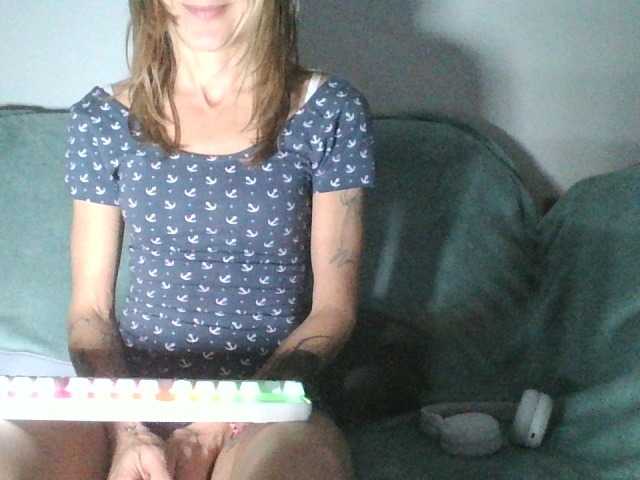 Viciosillaa live cam preview