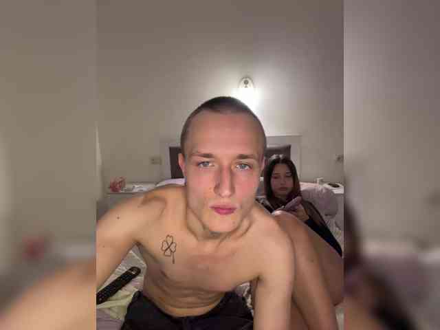 NotShyGuys webcam