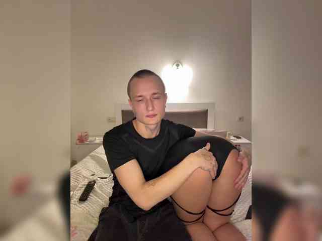 NotShyGuys webcam