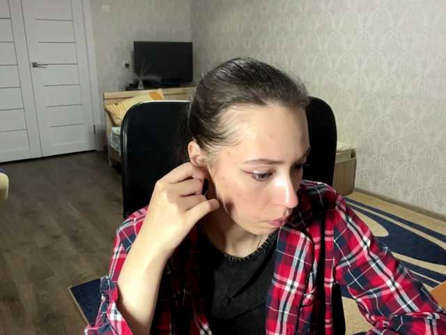 VinitaLaredo live cam preview