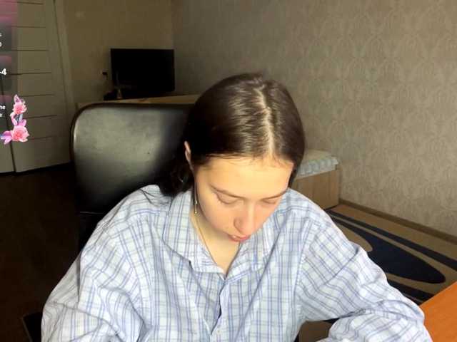 VinitaLaredo live cam preview