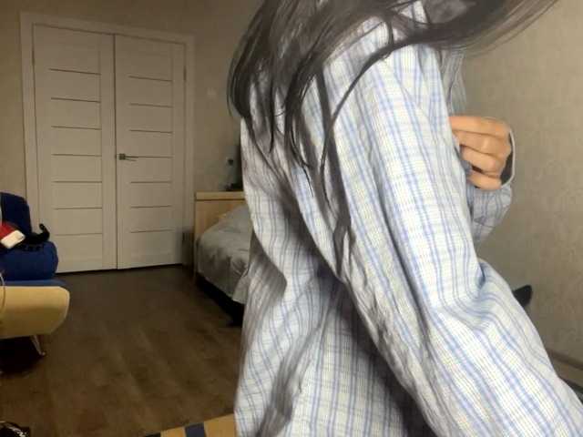 VinitaLaredo live cam preview
