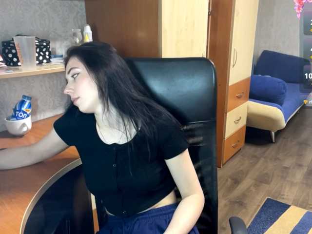 VinitaLaredo live cam on BongaCams