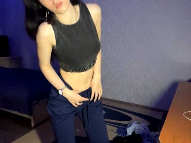 VinitaLaredo live cam on BongaCams