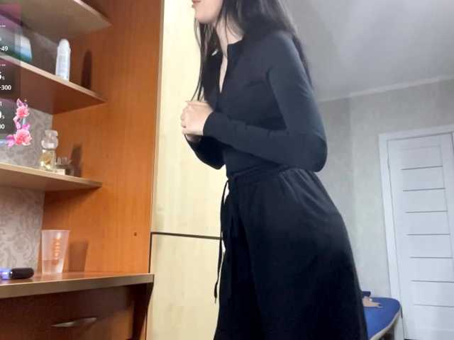 VinitaLaredo live cam preview