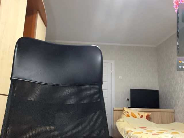 VinitaLaredo live cam preview