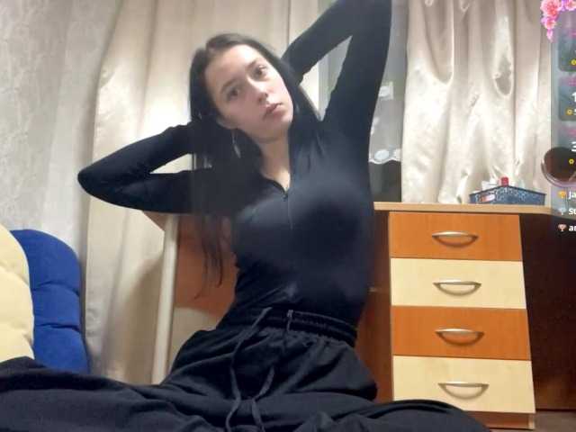 VinitaLaredo live cam on BongaCams