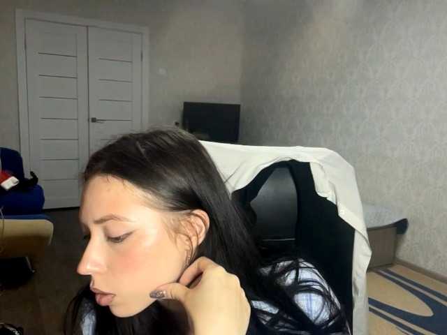 VinitaLaredo live cam on BongaCams
