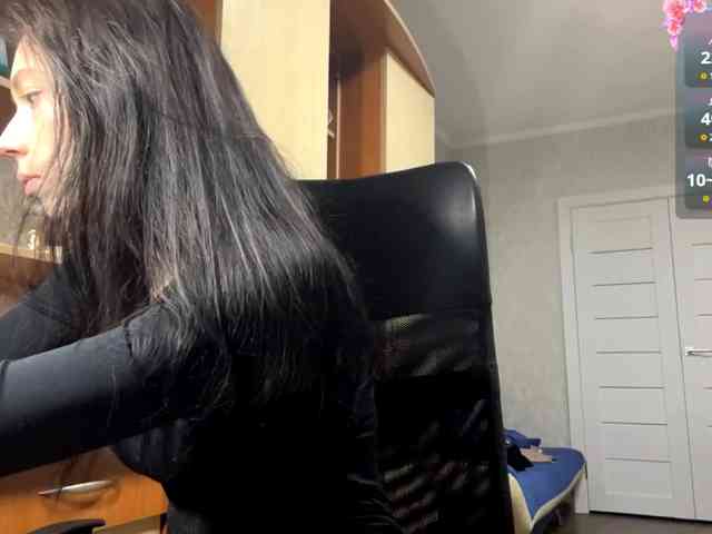 VinitaLaredo - Girl 