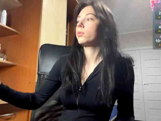 VinitaLaredo webcam