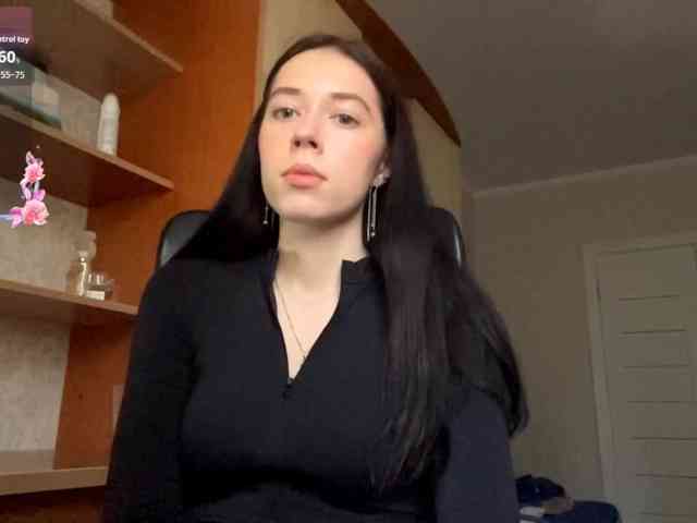 VinitaLaredo webcam