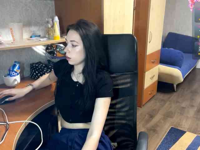 VinitaLaredo webcam