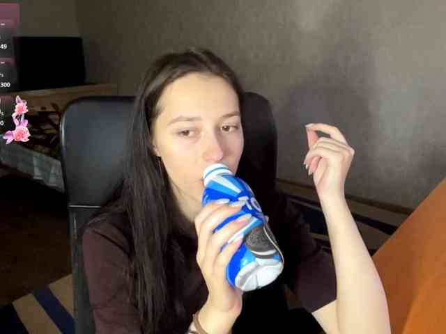 VinitaLaredo webcam
