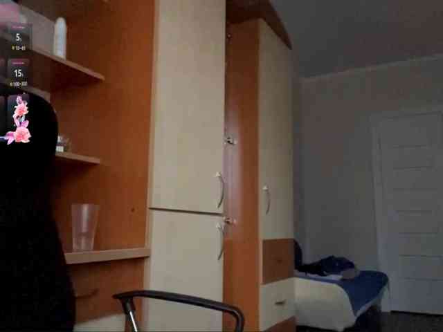 VinitaLaredo webcam