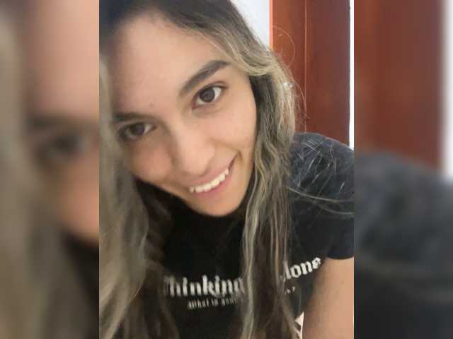 SweetCherry777 live cam on BongaCams