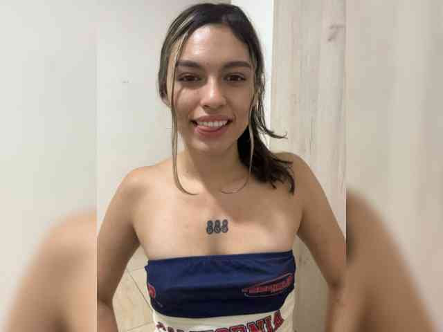 SweetCherry777 webcam