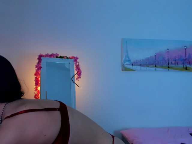 SophiaNoir, en vivo ahora en BongaCams