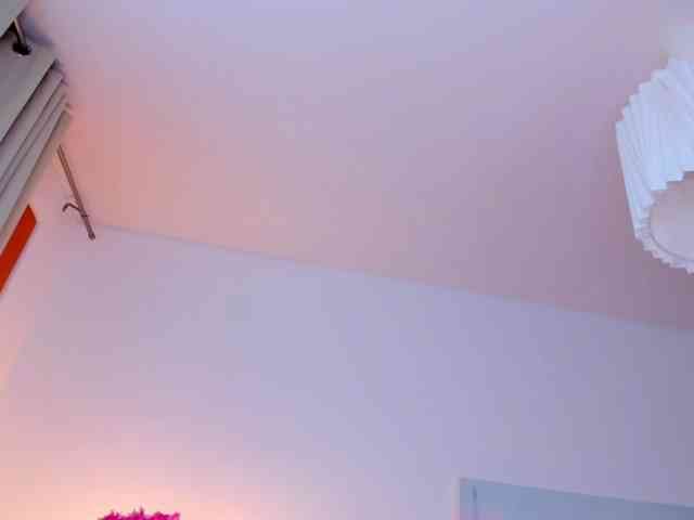 SophiaNoir webcam
