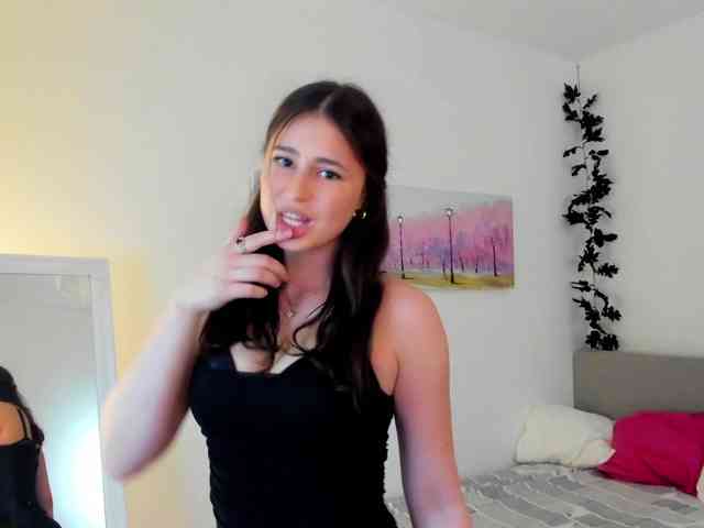 SophiaNoir webcam