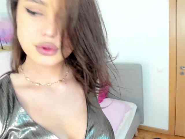 SophiaNoir webcam