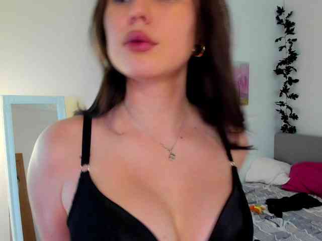 SophiaNoir webcam