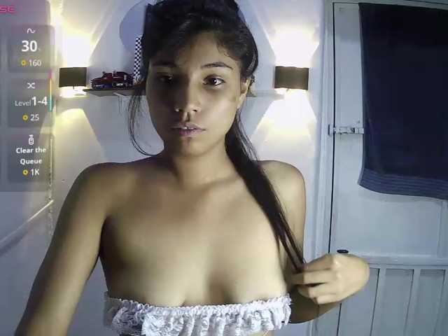 Adriveryhot live cam on BongaCams
