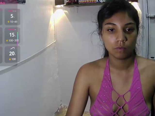 Adriveryhot live cam on BongaCams