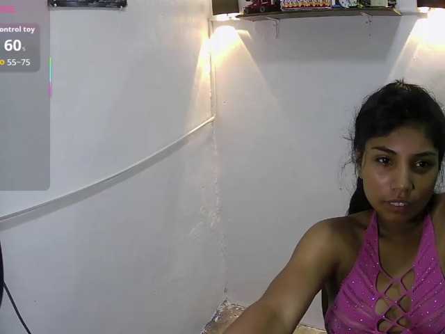 Adriveryhot live cam on BongaCams