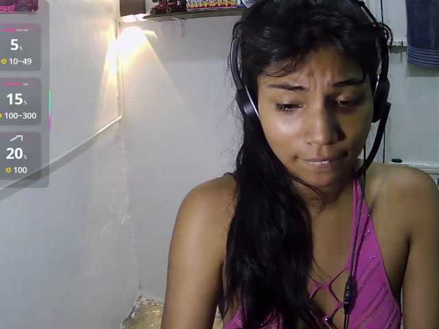 Adriveryhot live cam on BongaCams