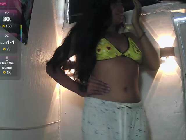 Adriveryhot live cam on BongaCams