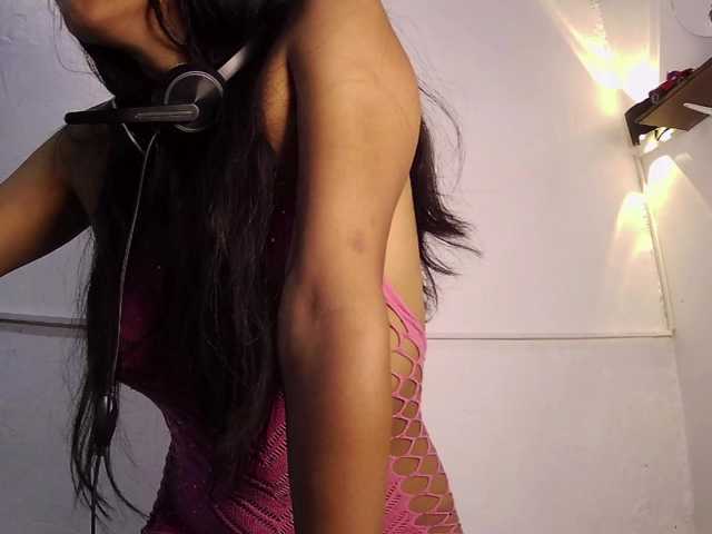 Adriveryhot live cam on BongaCams