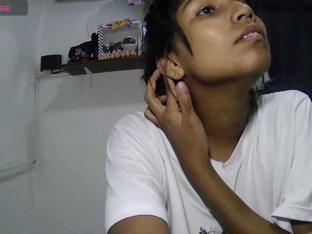 Adriveryhot live cam on BongaCams