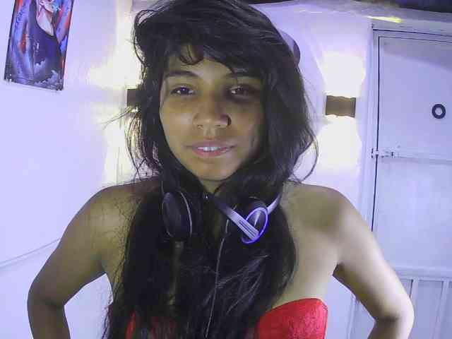 Adriveryhot webcam