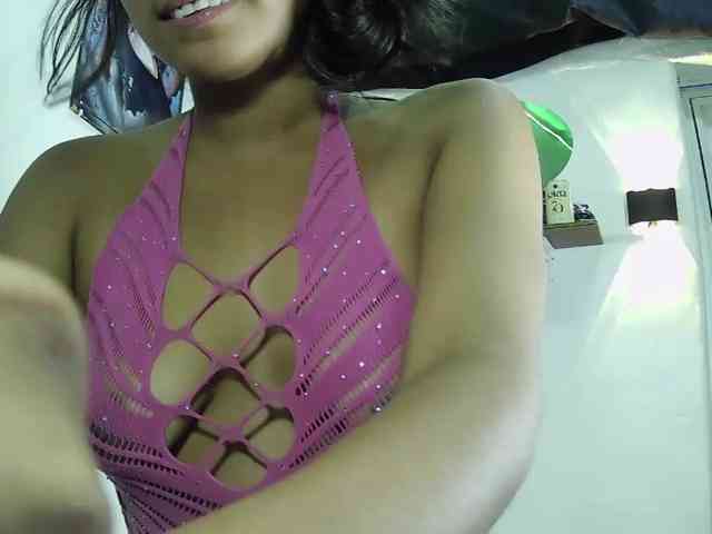 Adriveryhot webcam