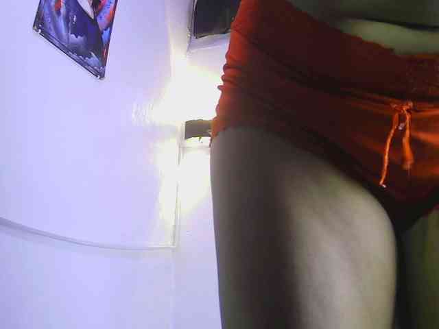 Adriveryhot webcam