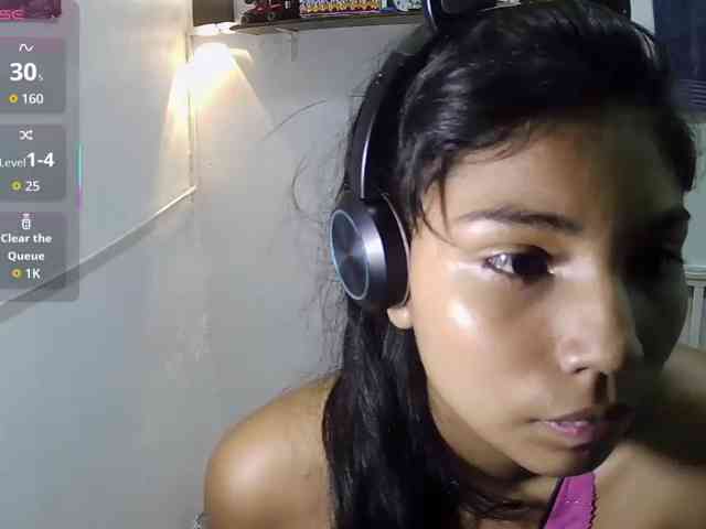 Adriveryhot webcam