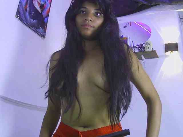 Adriveryhot webcam