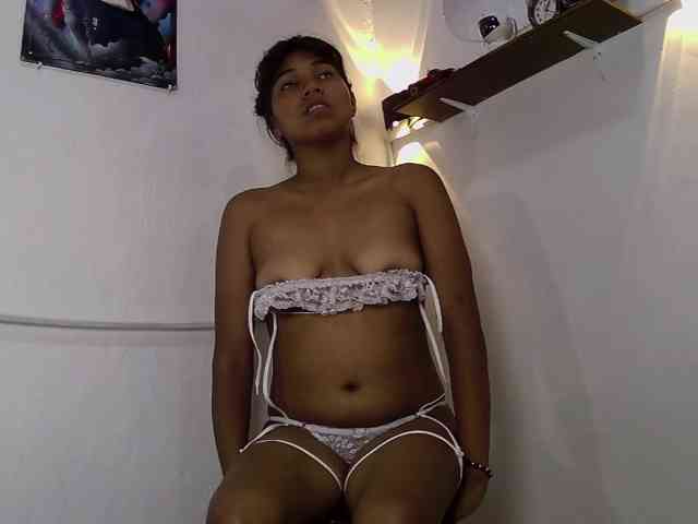 Adriveryhot webcam
