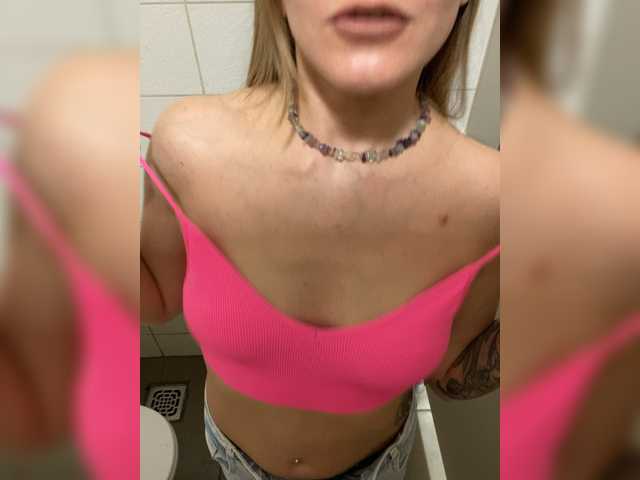 UltraPUPA live cam on BongaCams