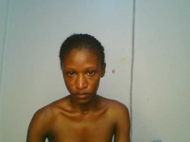 Divine-Ass live cam on BongaCams