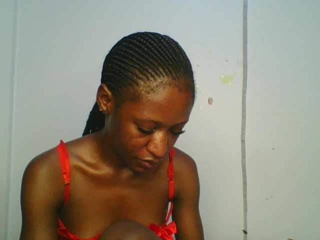Divine-Ass live cam on BongaCams