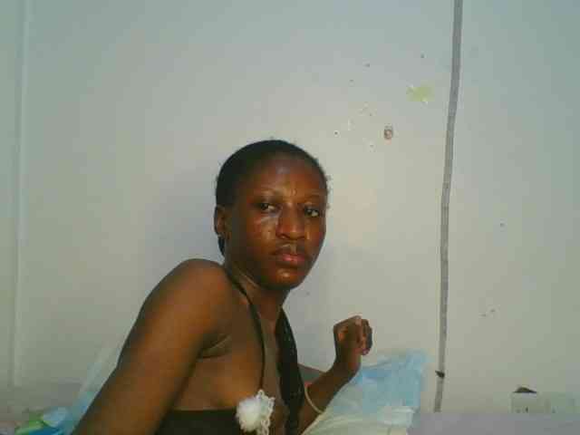 Modella: Divine-Ass