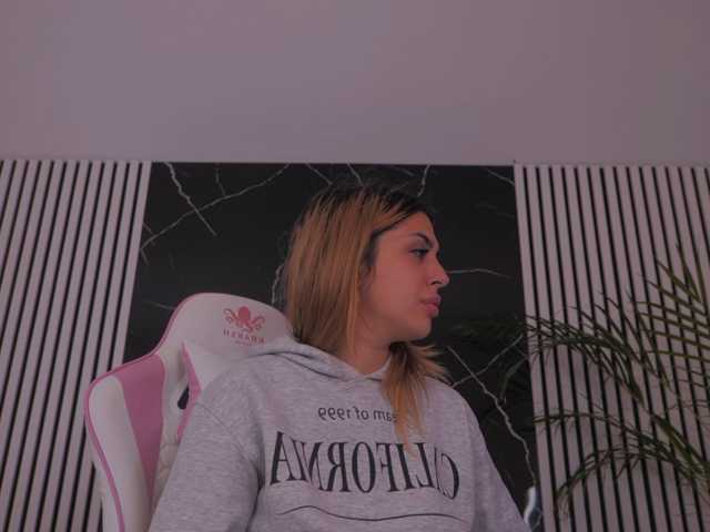 celineivory live cam on BongaCams