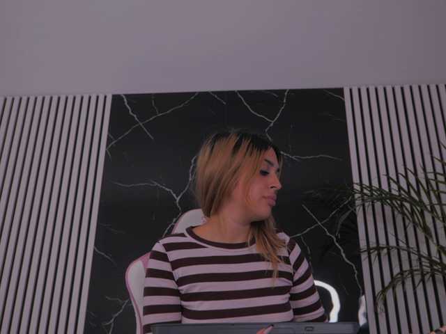 celineivory live cam on BongaCams