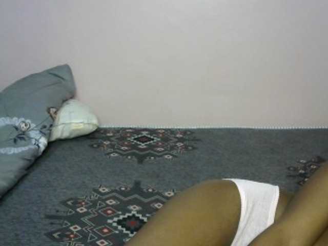 PetiteCandyy live cam on BongaCams