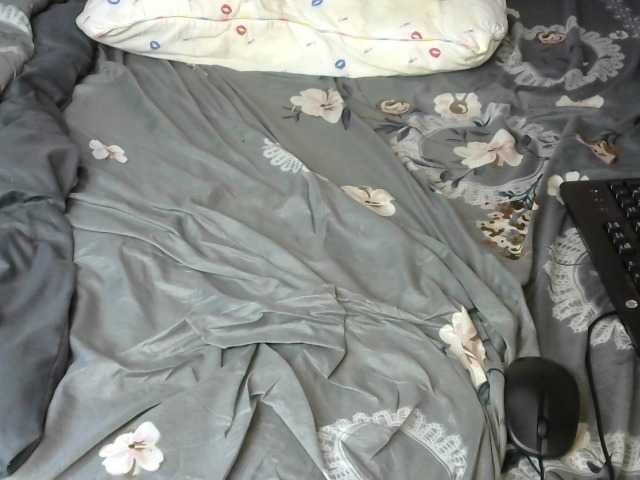 PetiteCandyy live cam on BongaCams